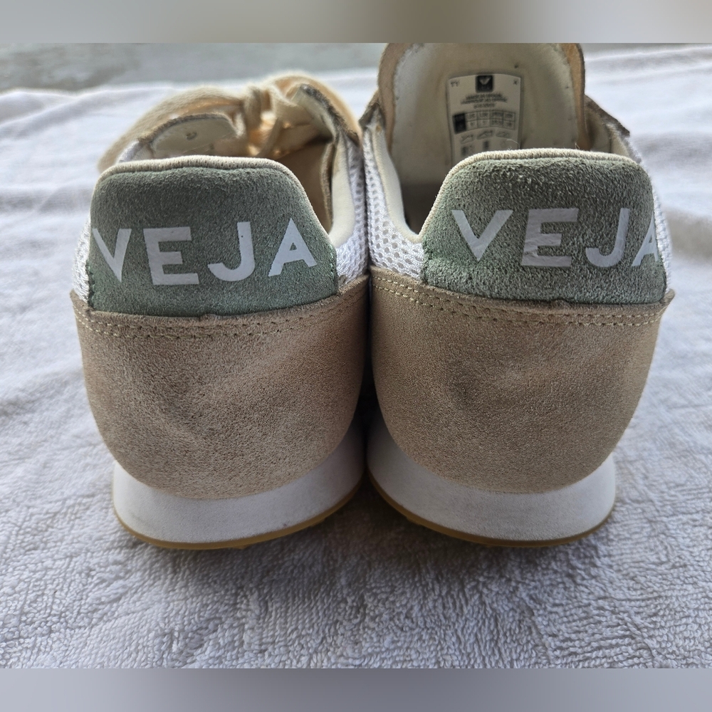 Veja Rio Branco White and Cream Sneakers - Picture 4 of 11